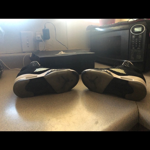 Jordan 5 Retro Cool Grey White (Oreo) - Picture 5 of 5